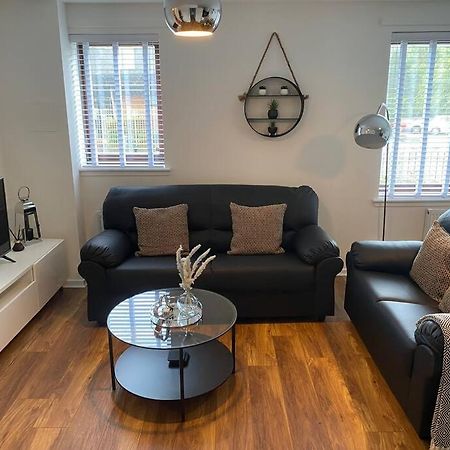 Perfectly Situated Luxury 2 Bedroom Apartment Глазго Экстерьер фото