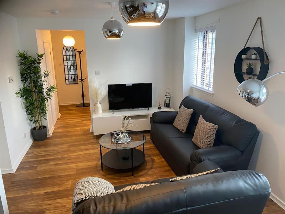 Perfectly Situated Luxury 2 Bedroom Apartment Глазго Экстерьер фото